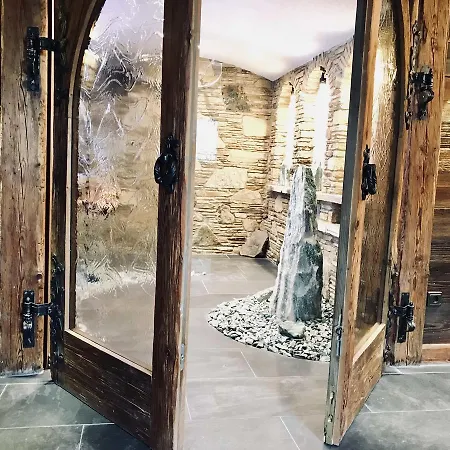 Burgstyle Hof (Bavaria)